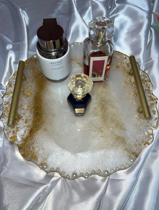 ✨ Luxury Handmade Resin Tray – Gold & Pearl Edition ✨Size: [13*13]