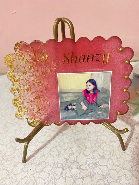 Customized Resin Photo Fram – Elegant Pearl & Floral Design With Stand